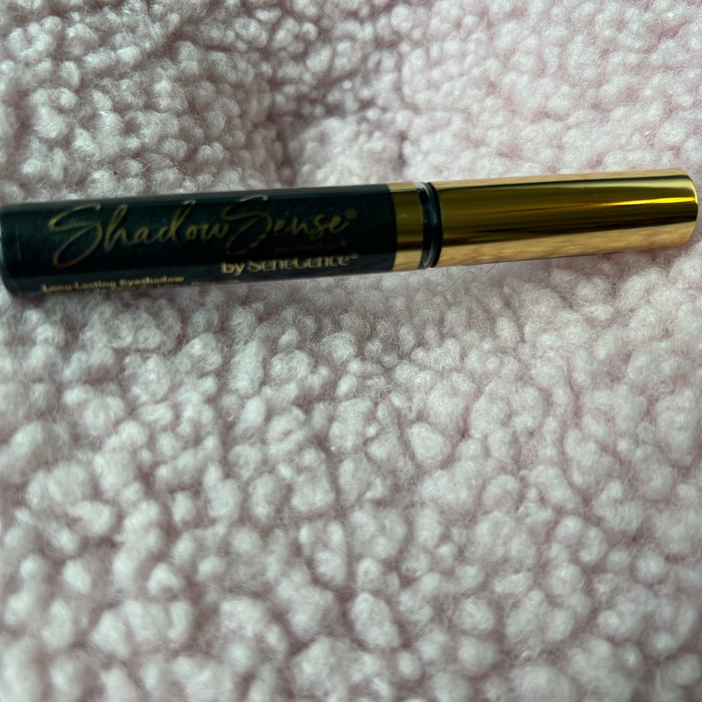 SeneGence ShadowSense Long-Lasting Eyeshadow - Onyx Glitter